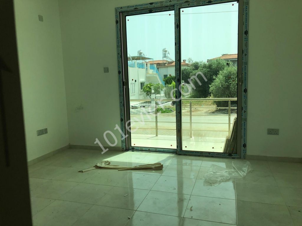 Flat For Sale in Karaoğlanoğlu, Kyrenia