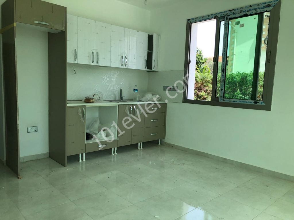 Flat For Sale in Karaoğlanoğlu, Kyrenia