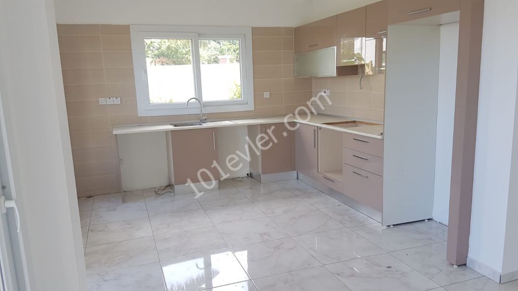 Flat For Sale in Alsancak, Kyrenia