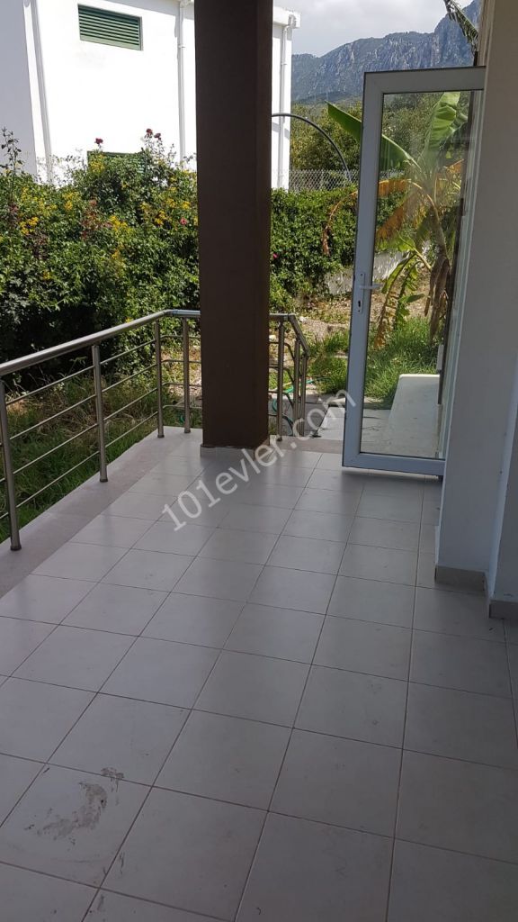 Flat For Sale in Alsancak, Kyrenia