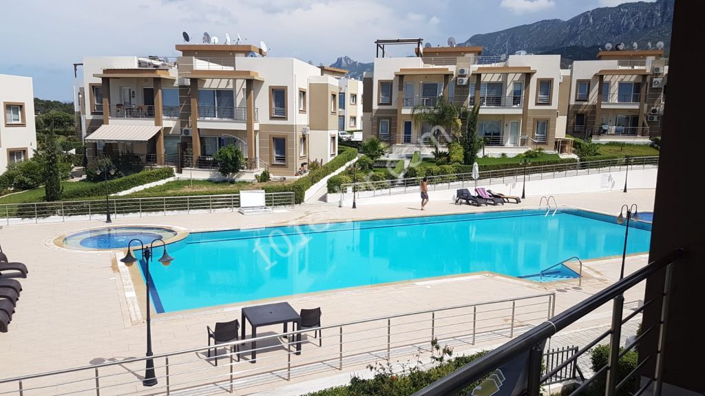 Flat To Rent in Alsancak, Kyrenia