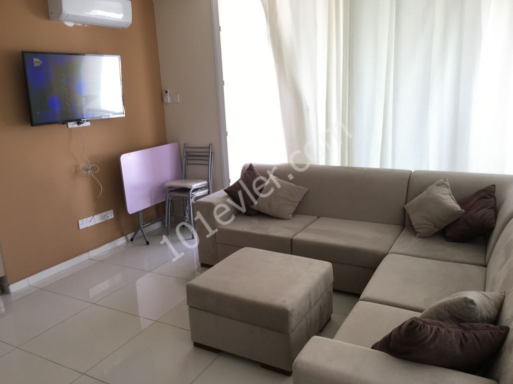 Girne jasmine court karşısı full eşyalı 2+1 (komisyonsuz)