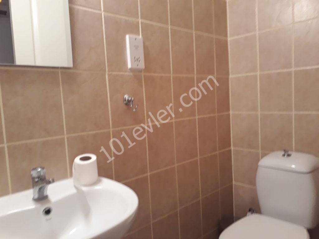 2 +2 Fully Furnished apartment with Communal Pool for Sale in Kyrenia Ozankoy