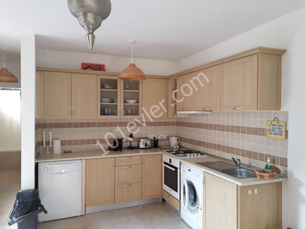 2 +2 Fully Furnished apartment with Communal Pool for Sale in Kyrenia Ozankoy