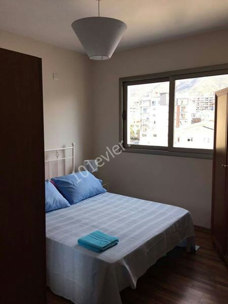 GİRNE MERKEZDE TAŞINMAYA HAZIR SATILIK DAİRE