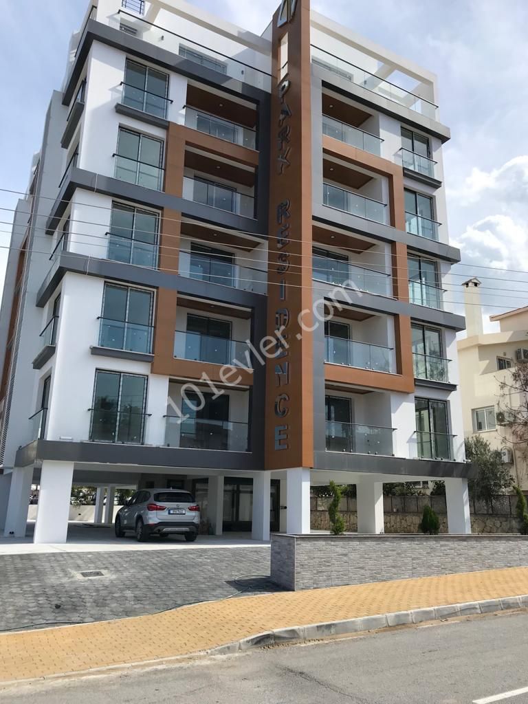 GİRNE MERKEZDE SATILIK DAİRE