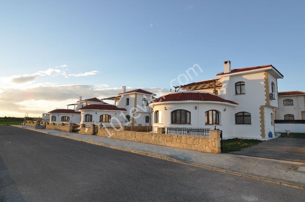 Dublex Villa For Sale 