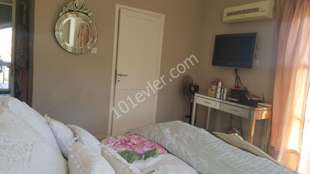 Villa For Sale in Çatalköy, Kyrenia