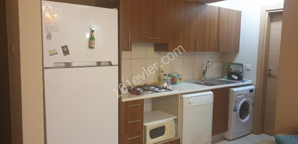 Flat For Sale in Aşağı Girne, Kyrenia