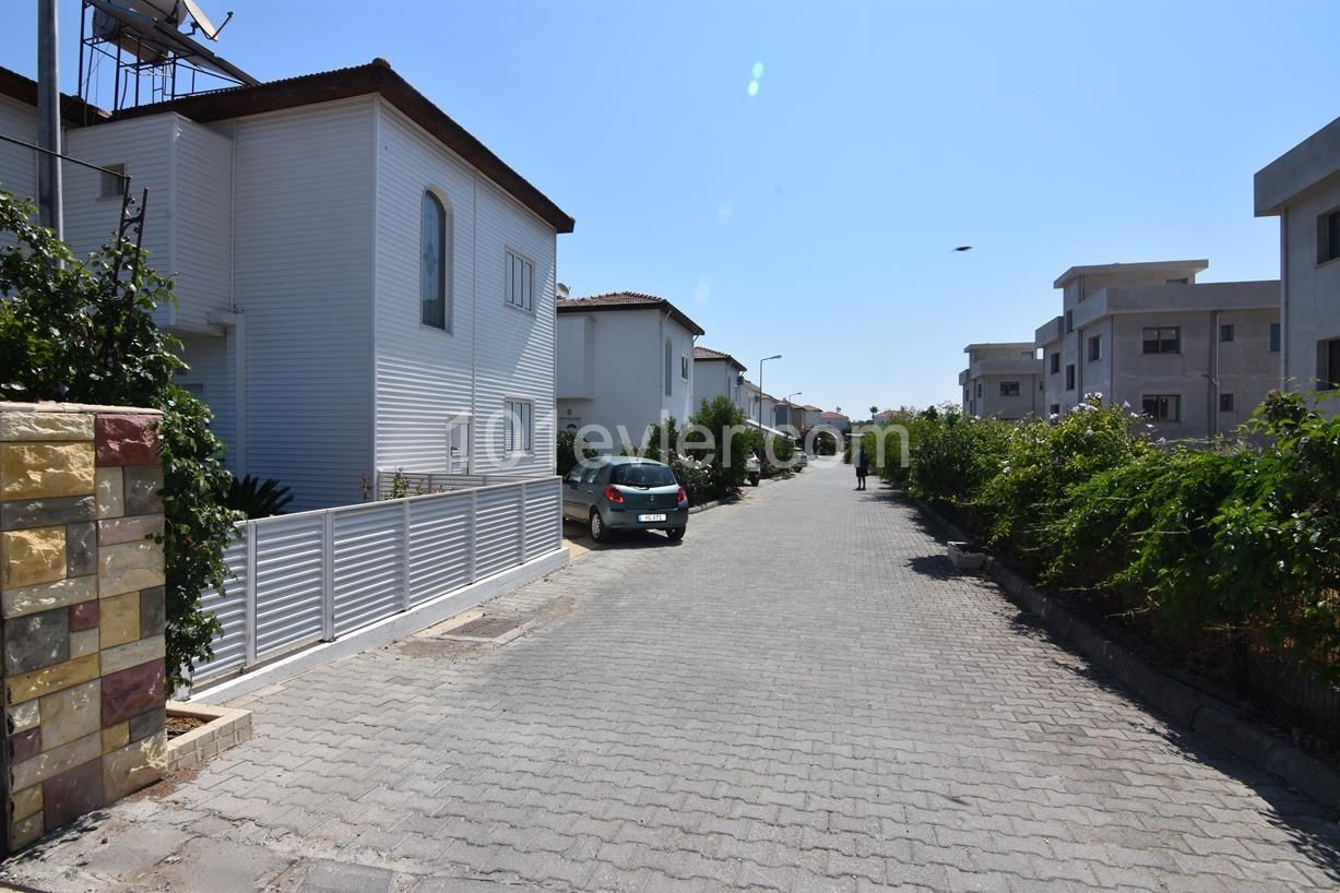 VILLAS FOR SALE IN KYRENIA ** 