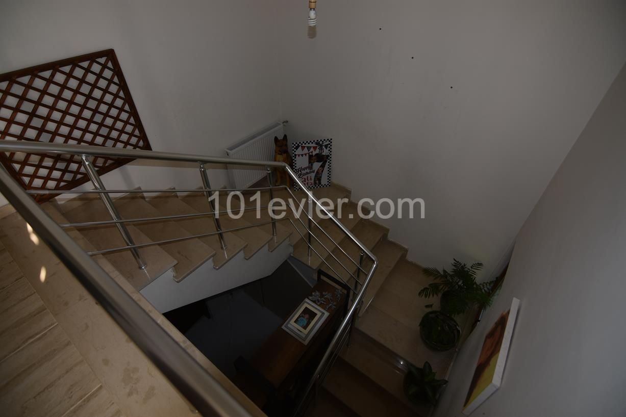 3+1 VILLA ZUM VERKAUF IN KYRENIA ** 