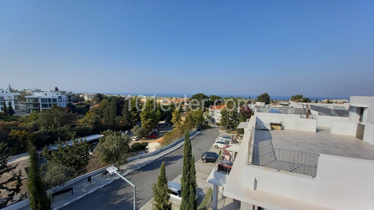 Alsancak 2+1 Flat