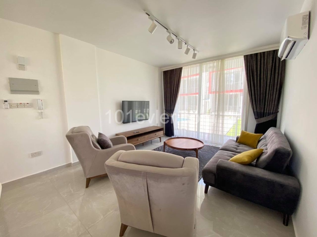 2+1 FLAT FOR SALE IN KYRENIA ** 