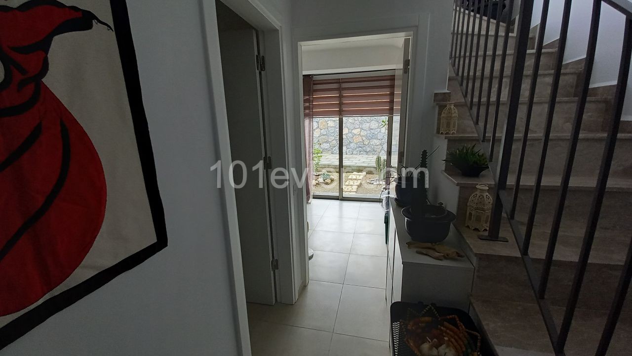 Alsancak 2+1 Semidetached Duplex Villa With Garden