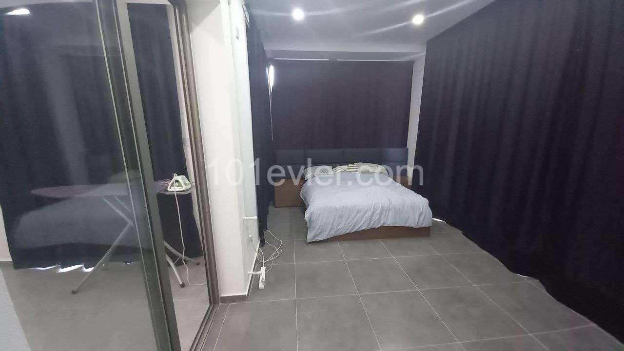 Girne Merkez Deniz Manzaralı 3+1 Penthouse