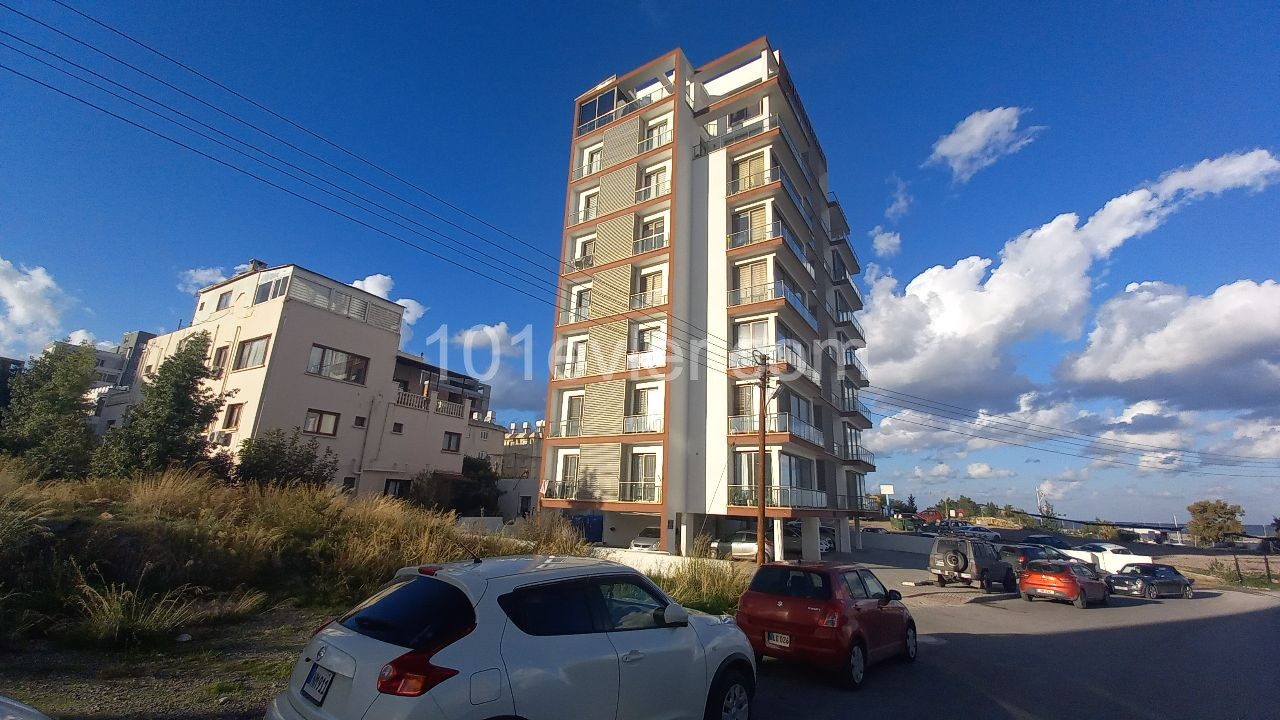 Girne Merkez Deniz Manzaralı 3+1 Penthouse