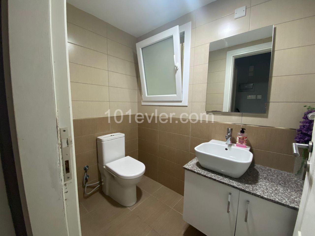 GİRNE SATILIK 2+1 DAİRE