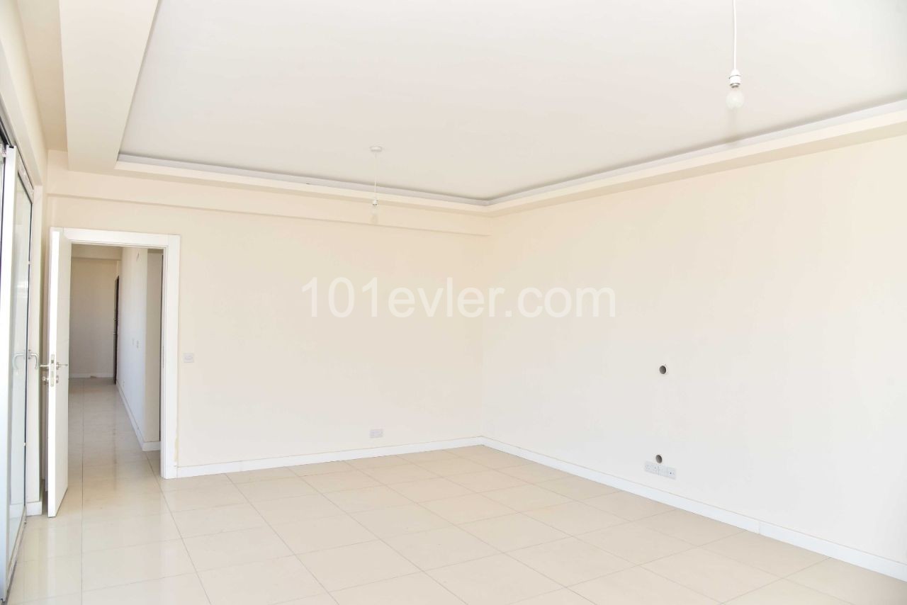 3+1 FLAT FOR SALE IN KYRENIA ** 