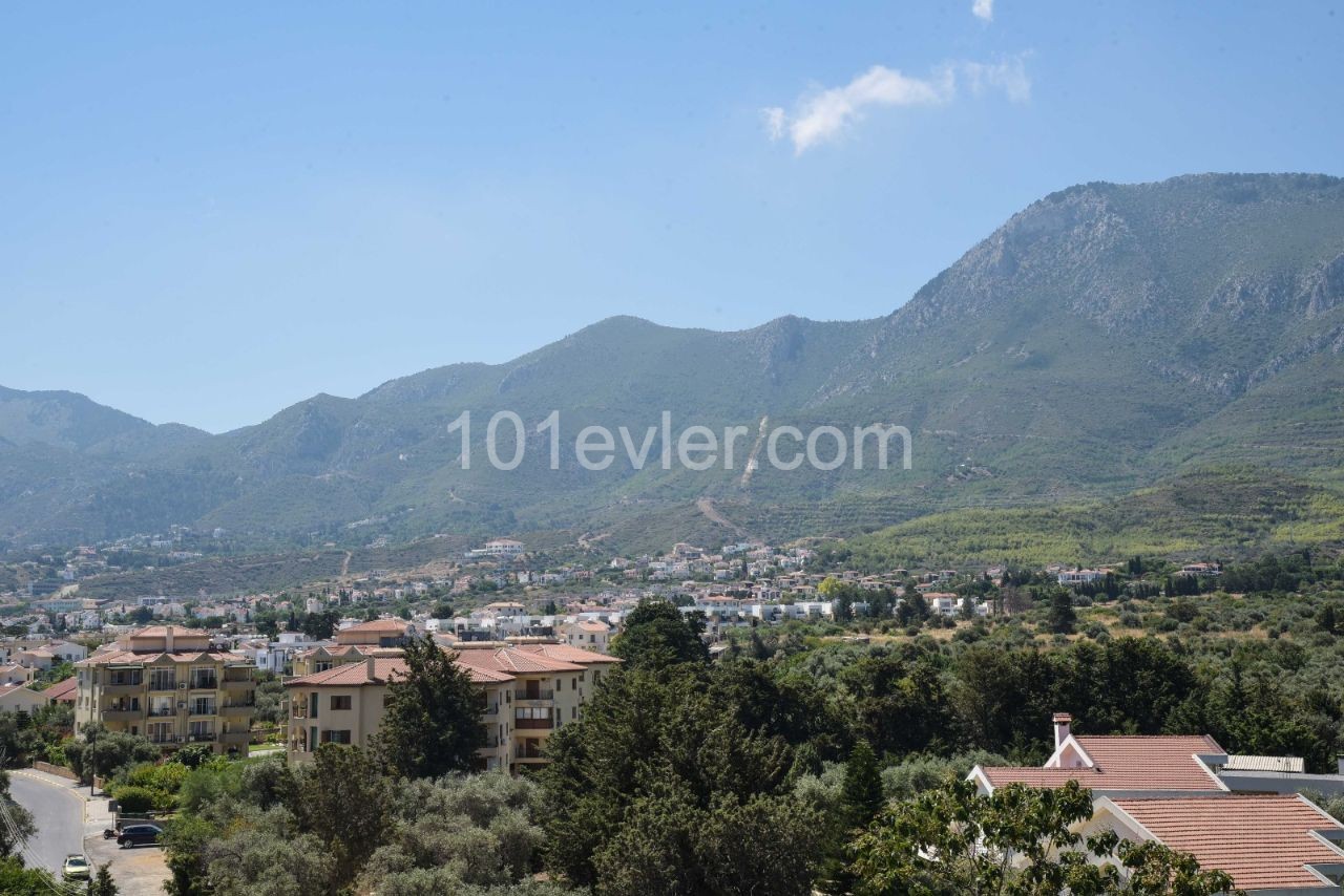 3+1 FLAT FOR SALE IN KYRENIA ** 