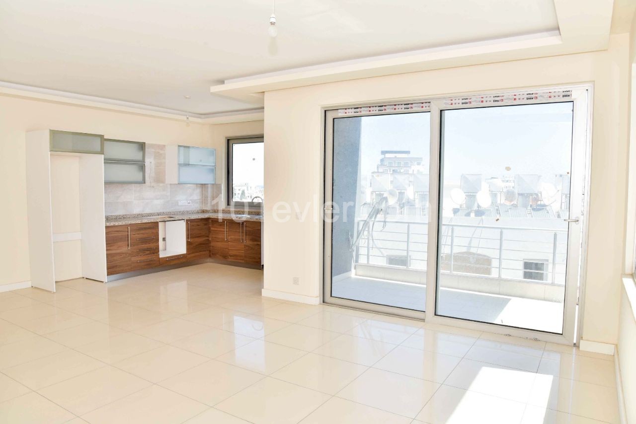 3+1 FLAT FOR SALE IN KYRENIA ** 