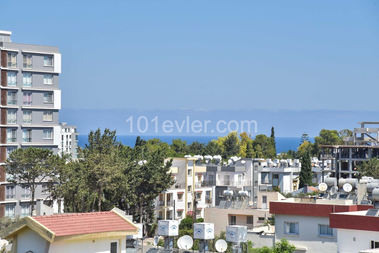 3+1 WOHNUNG ZUM VERKAUF IN KYRENIA ** 