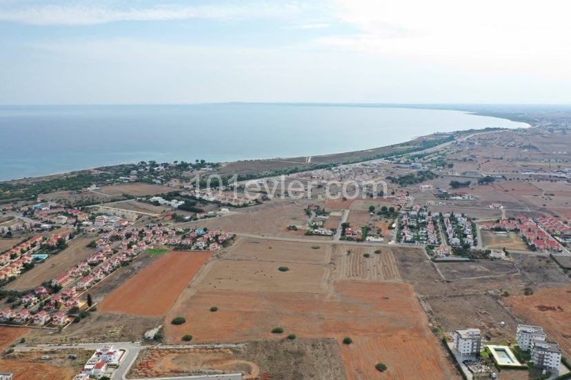 LAND FOR SALE IN ISKELE / BAHÇELER ** 