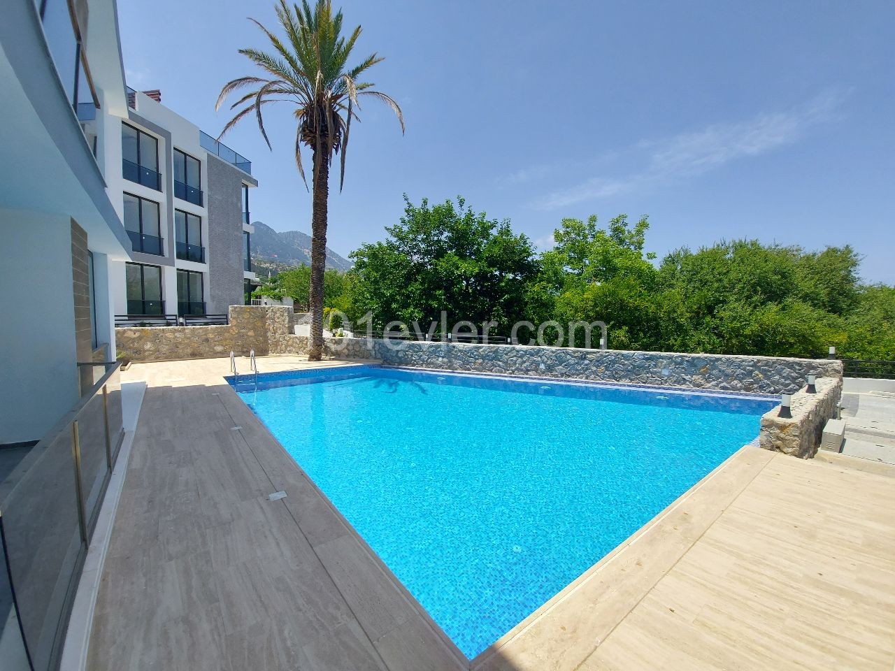 2+1 FLAT FOR SALE IN KYRENIA/ LAPTA ** 