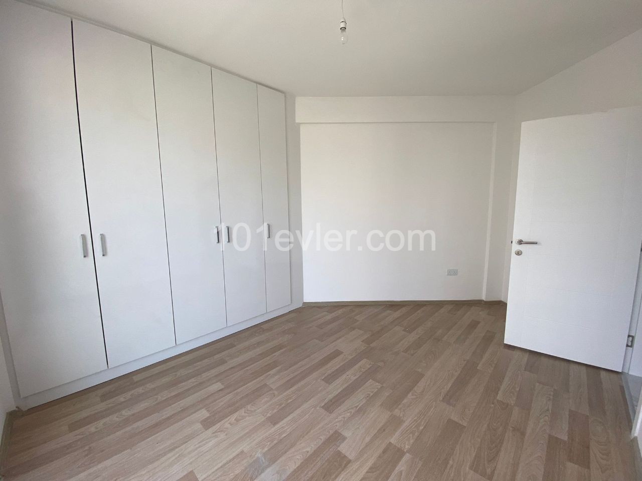 1+1 FLAT FOR SALE IN KYRENIA ** 