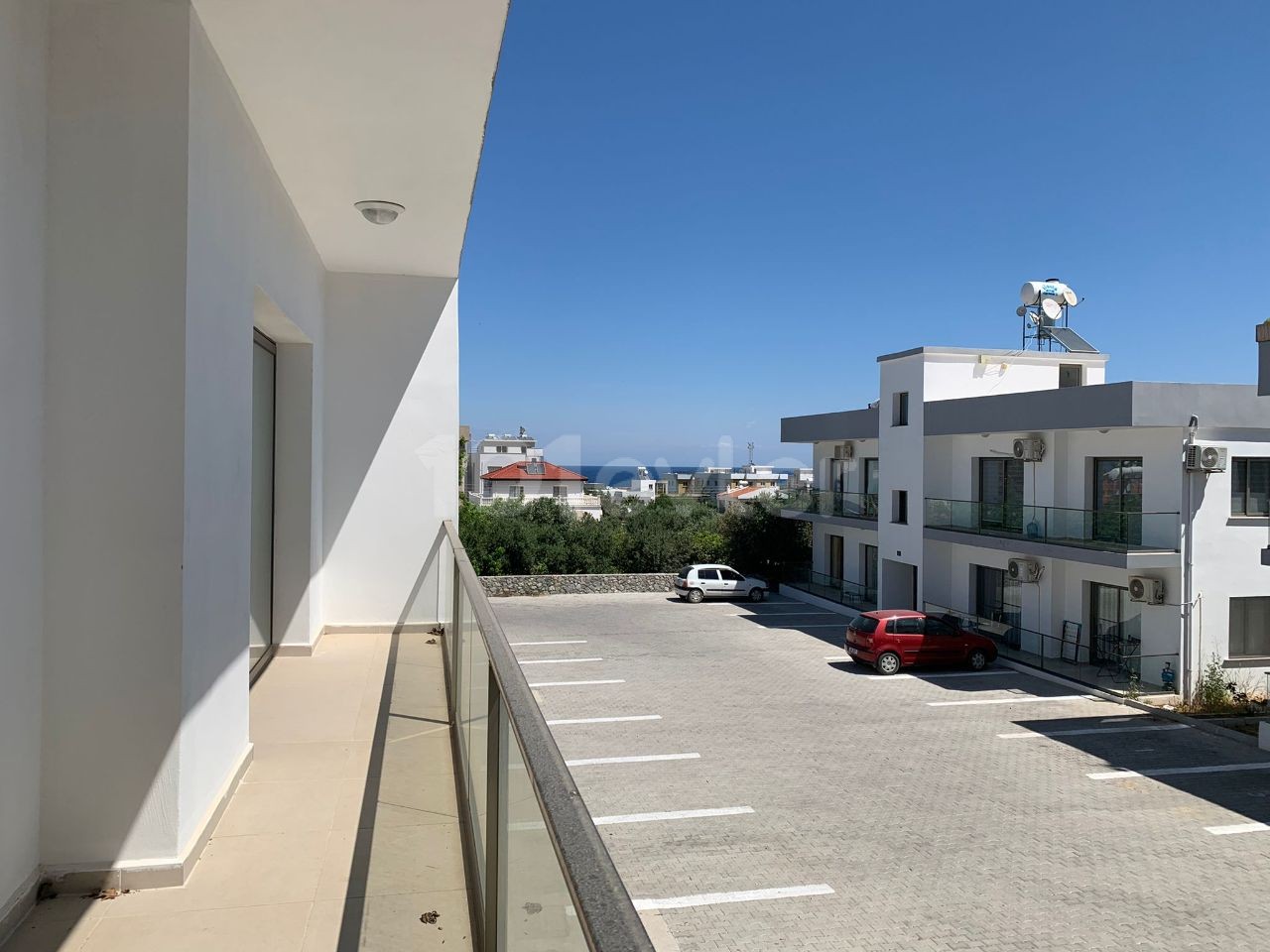 Girne Alsancak MASRAFSIZ  2+1 Satılık Konut