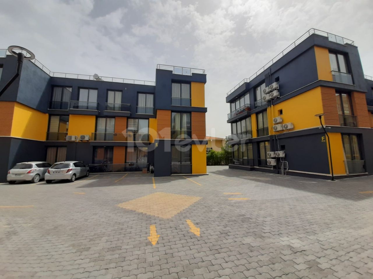 2+1 Flat for Sale in Kyrenia / Alsancak Region ** 