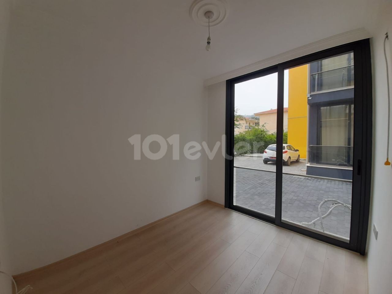 2+1 Flat for Sale in Kyrenia / Alsancak Region ** 