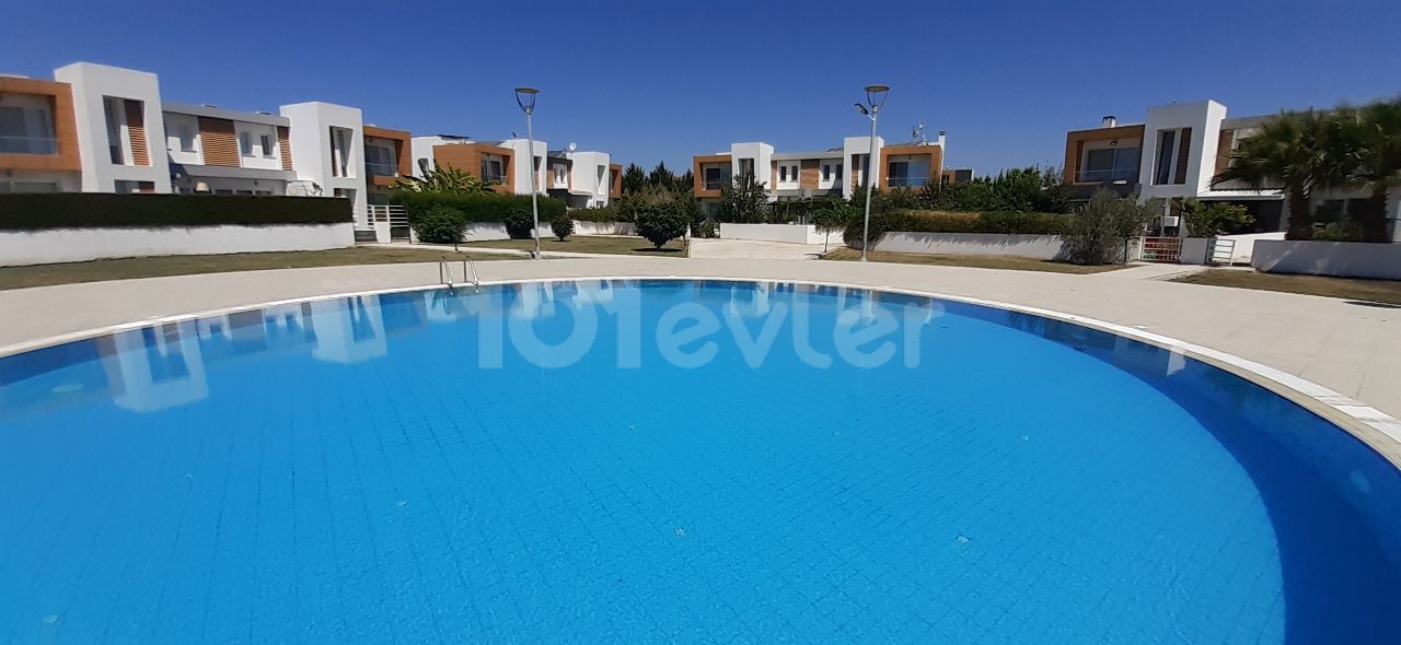 DER EINZIGE AUTORISIERTE!!!! 3+1 Doppelvilla Zum Verkauf In Famagusta Saklikent ** 