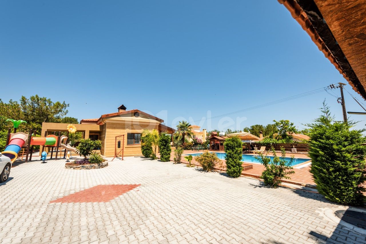 Bungalow Zum Verkauf Mit 5+1 Pool In Alsancak ** 