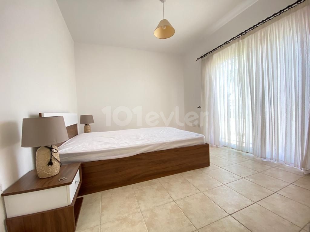 Girne Karaoğlanoğlu Eşyalı 3+1 Kiralık İkiz Villa