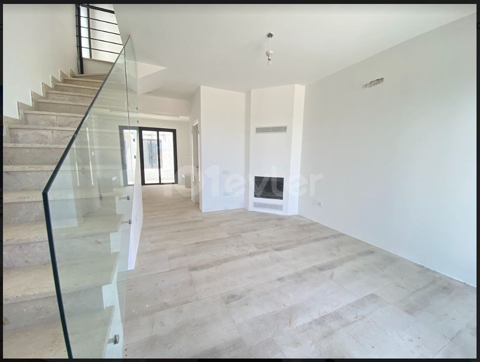 Girne Çatalköy de Denize Yürüme Mesafesinde Satılık 2+1 Villa