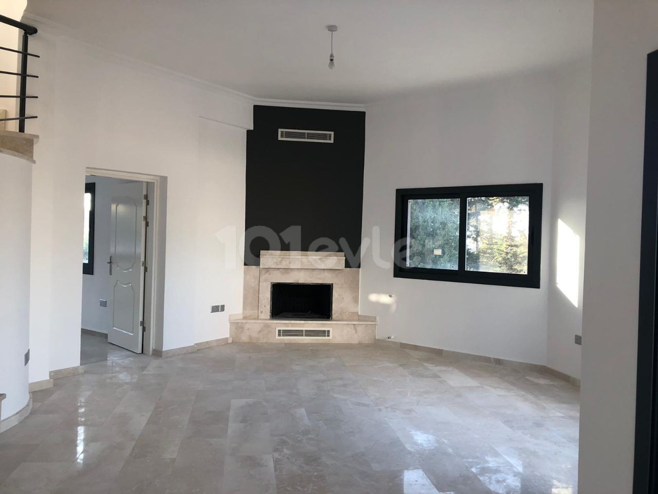 4+1 luxury villa for sale in alsancak kyrenia