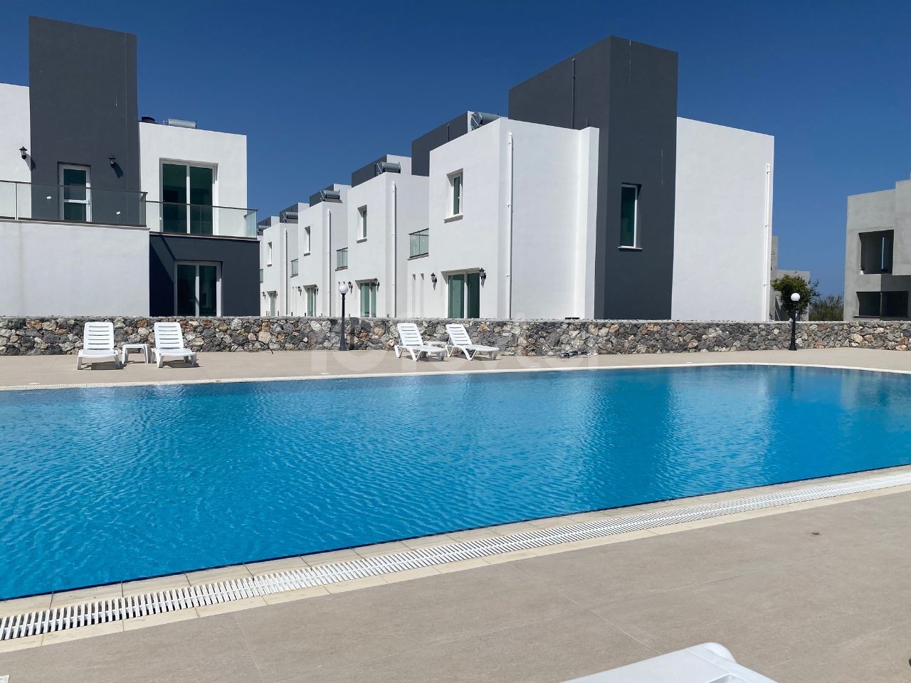 2+1 Twin Villas With Communal Pool In Karşiyaka Kyrenia (500 M From The Sea)