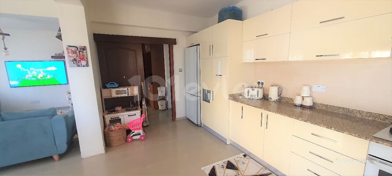 Wohnung Mit 3 Schlafzimmern Zu Verkaufen In Yeniboğaziçi