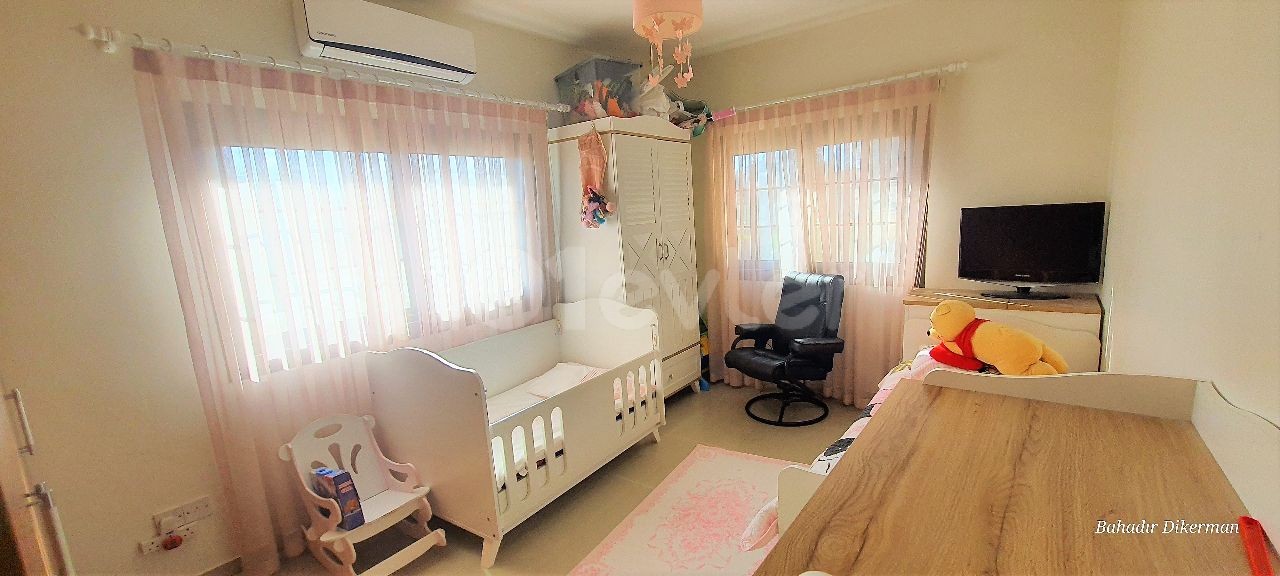 Wohnung Mit 3 Schlafzimmern Zu Verkaufen In Yeniboğaziçi
