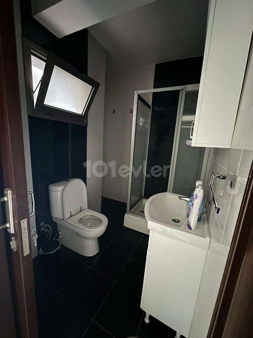 GÖNYELİ DE MUHTEŞEM KONUMDA SATILIK 2+1 PENTHOUSE