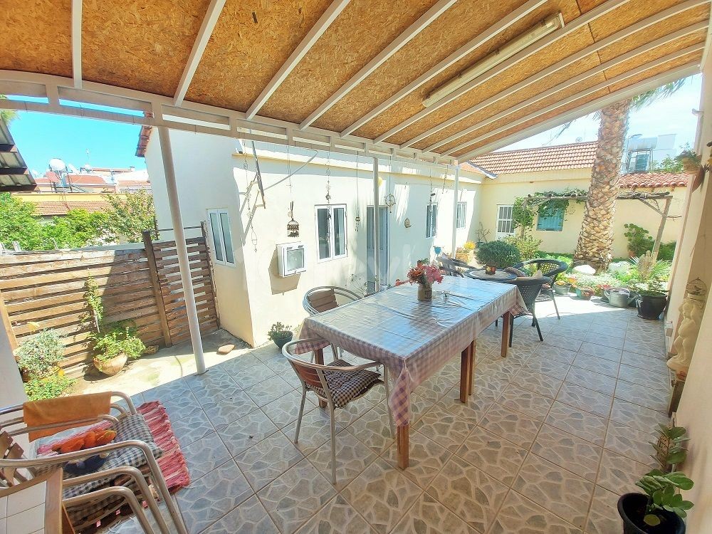 Detached House With Turkish Title Suitable For Boutique Hotel In Famagusta Old City