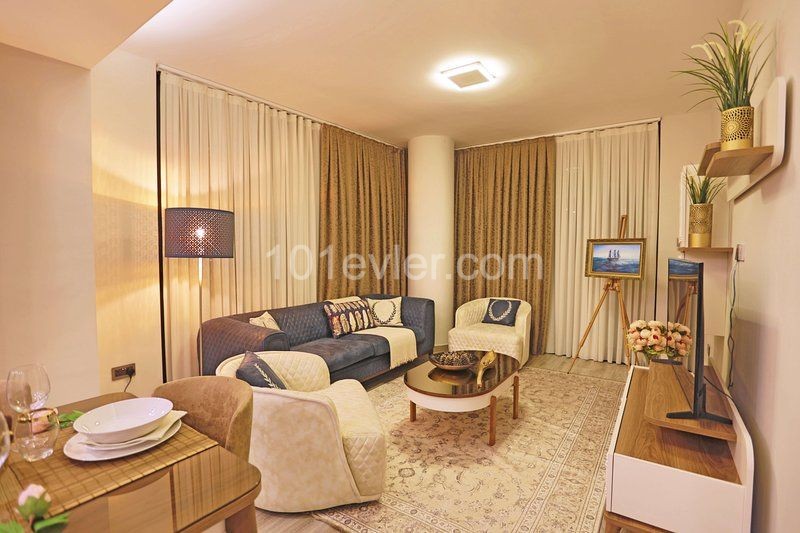  Luxurious 3 Bed Apartment in Prestigious Building  