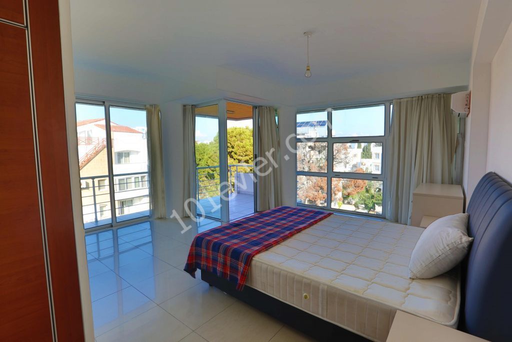 Spacious 2 Bedroom Penthouse Located in Kyrenia Town Centre 