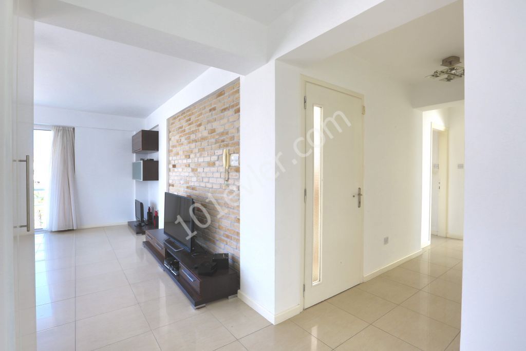 Spacious 2 Bedroom Penthouse Located in Kyrenia Town Centre 