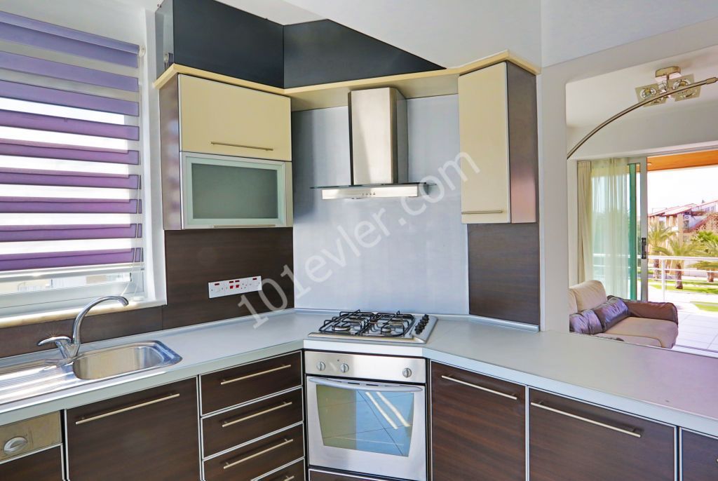 Spacious 2 Bedroom Penthouse Located in Kyrenia Town Centre 