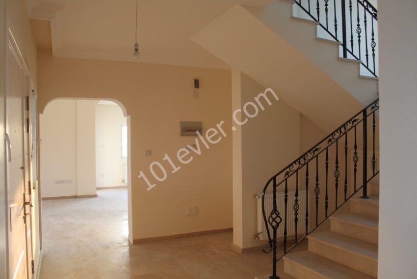 Brand new project – Elegant 3 bedroom Villa – Karsiyaka / Lapta boarder seaside.