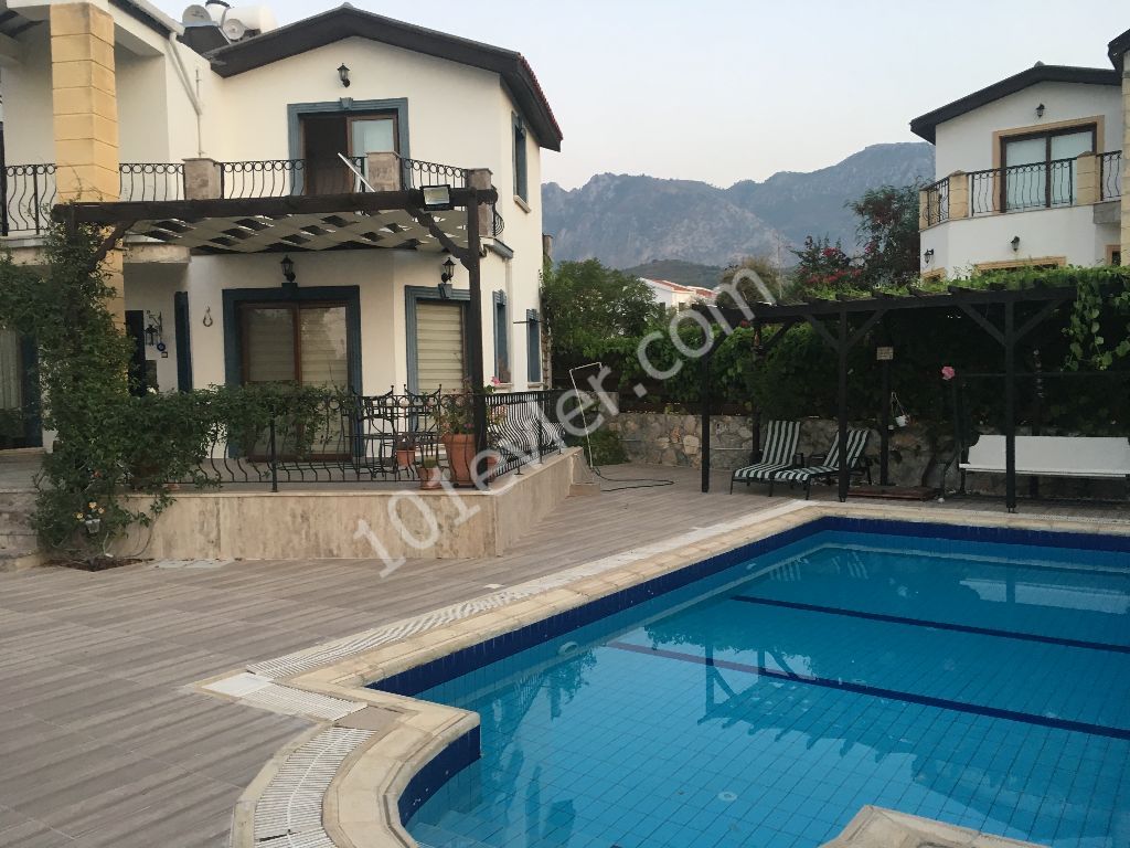 A DETACHED VILLA WITH A POOL VERY CLOSE TO THE ALSANCAKTA MERIT HOTEL ** 