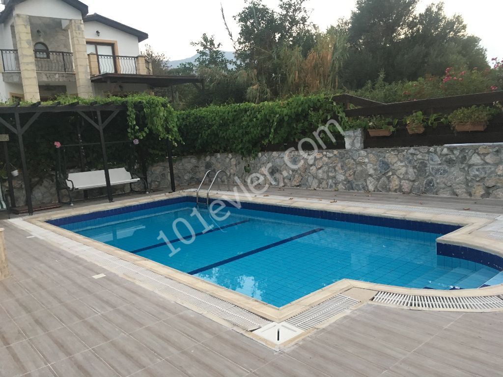 A DETACHED VILLA WITH A POOL VERY CLOSE TO THE ALSANCAKTA MERIT HOTEL ** 