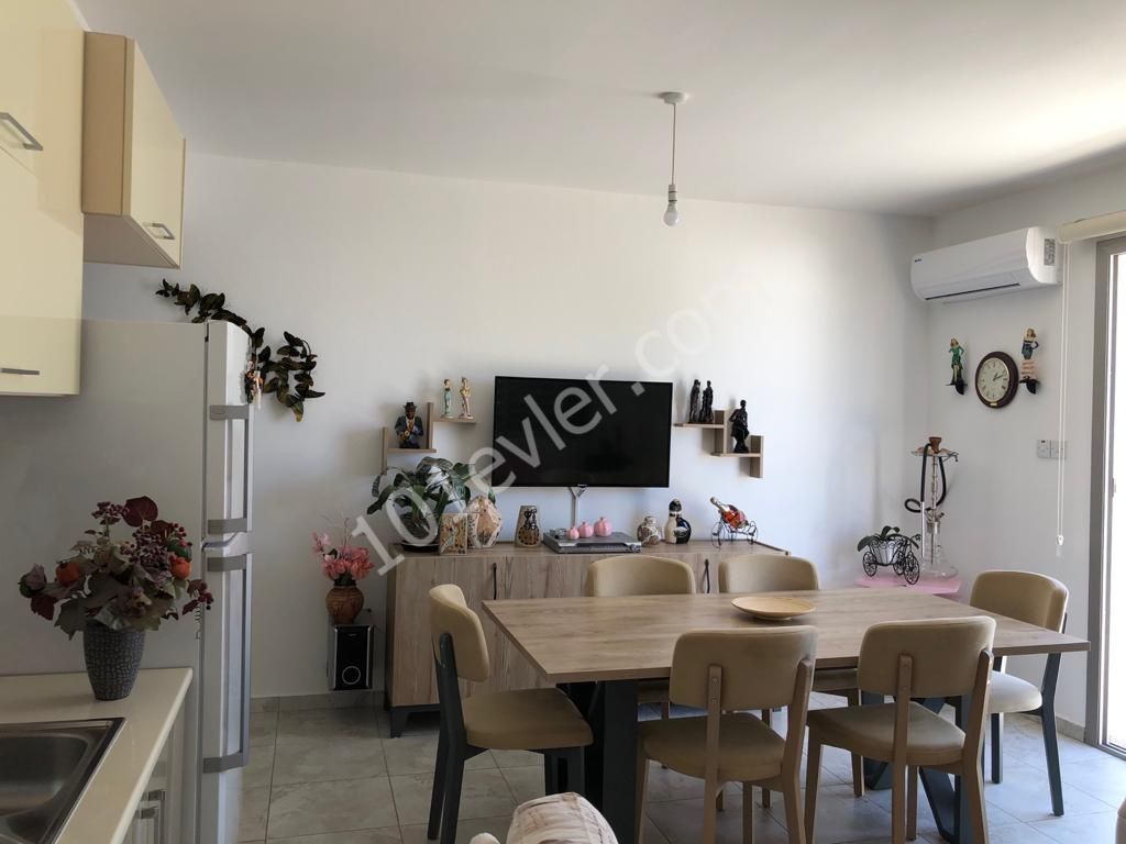 Flat To Rent in Karaoğlanoğlu, Kyrenia