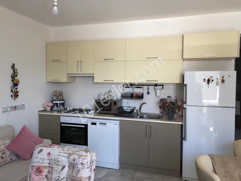 Flat To Rent in Karaoğlanoğlu, Kyrenia